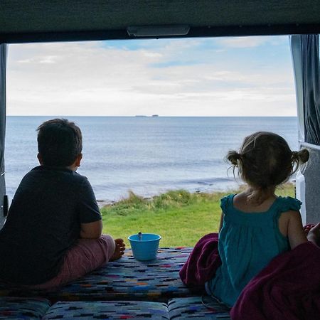 Kuku Campers - Campervans ケプラヴィーク エクステリア 写真