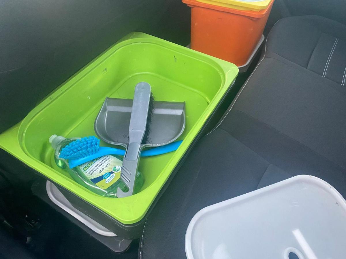 Kuku Campers - Campervans ケプラヴィーク エクステリア 写真