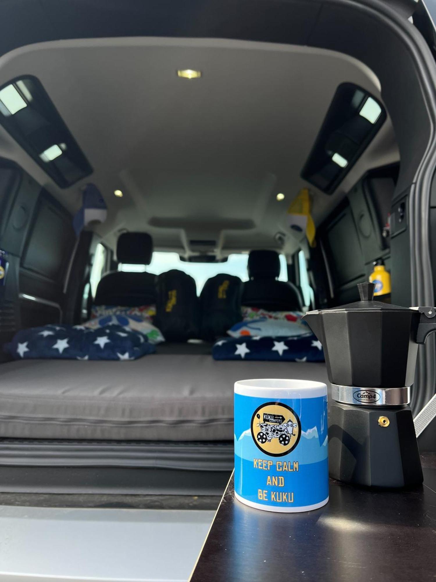 Kuku Campers - Campervans ケプラヴィーク エクステリア 写真